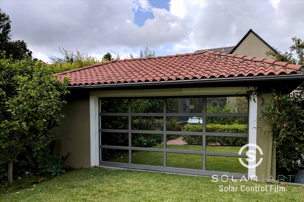 one-way-privacy-window-film-in-woodland-hills-california