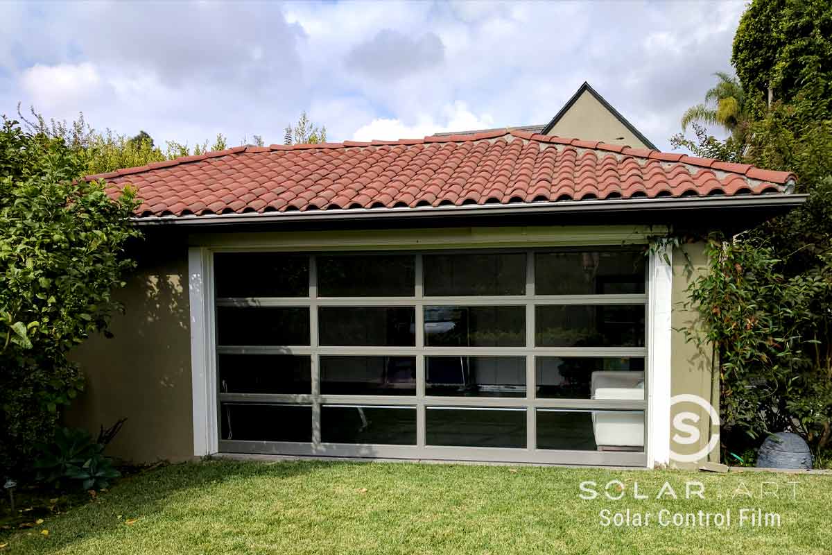 privacy-window-film-in-woodland-hills-california